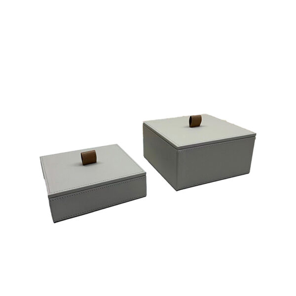 Kit c/2 Caixas Decorativas Quadradas em MDF Revestida em Couro Sintético Cinza