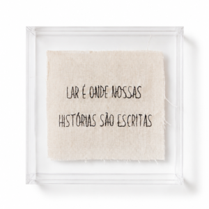 Quadro Acrilico Bordado: Histórias